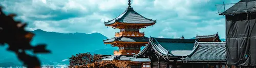 Picture of Mount pagoda with a pagoda in the foreground